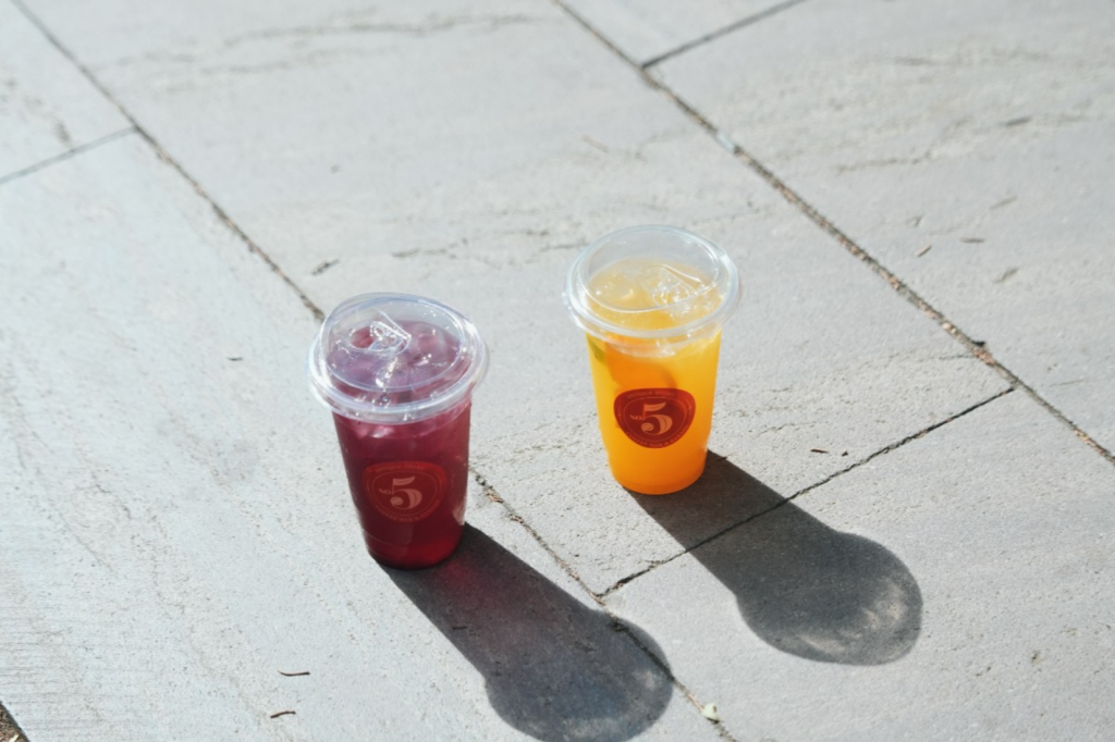 No5CoffeeBar: Şehrin İçinde Zamandan Koparan Bir Kahve Deneyimi